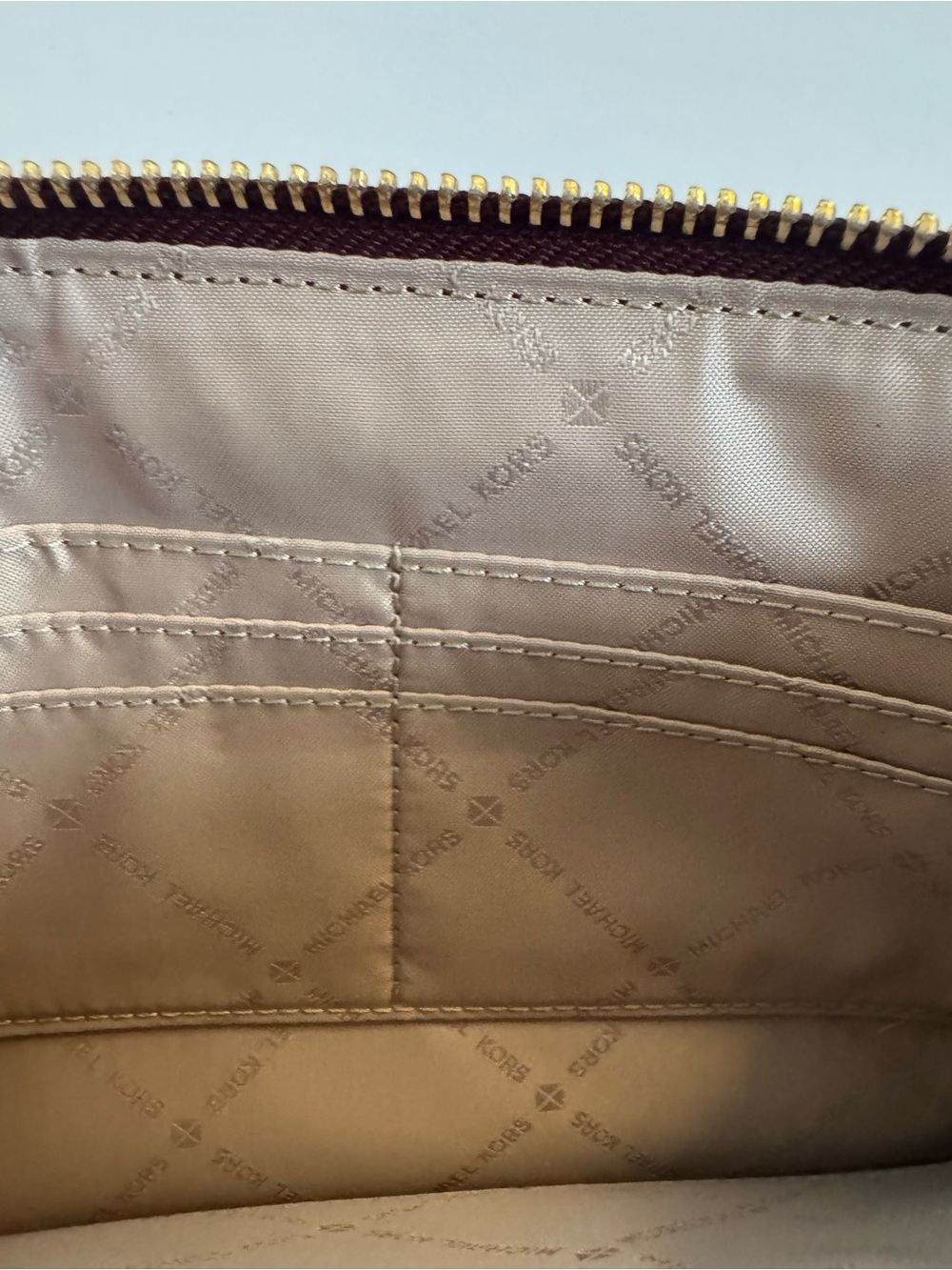 Michael Kors Women’s Jet Set Travel Burgundy Leather Wristlet with Gold Logo - Picture 6 of 9